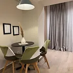 Goldenhour Apartament *
