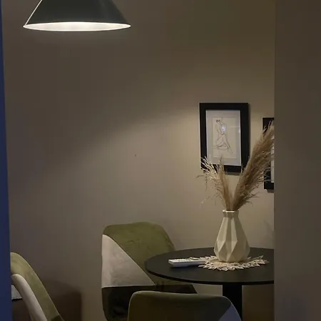 Goldenhour Apartment *