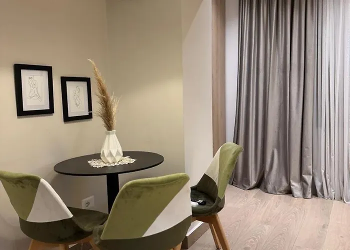 Goldenhour Apartment *